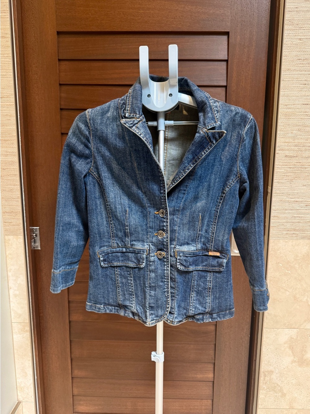 Women’s Vertigo Paris Fitted Denim Blazer Jacket Tailored Jean Jacket Size L